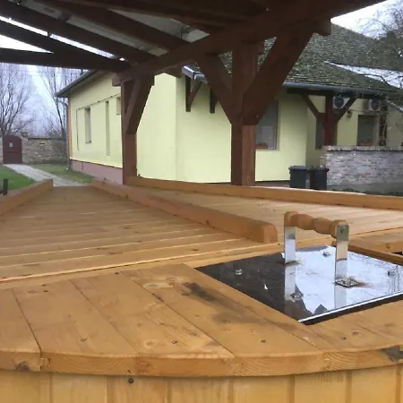 Korcsetta Vendeghaz Dávod