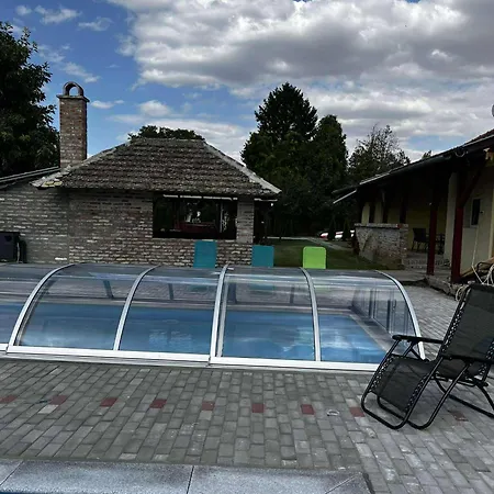 Korcsetta Vendeghaz *